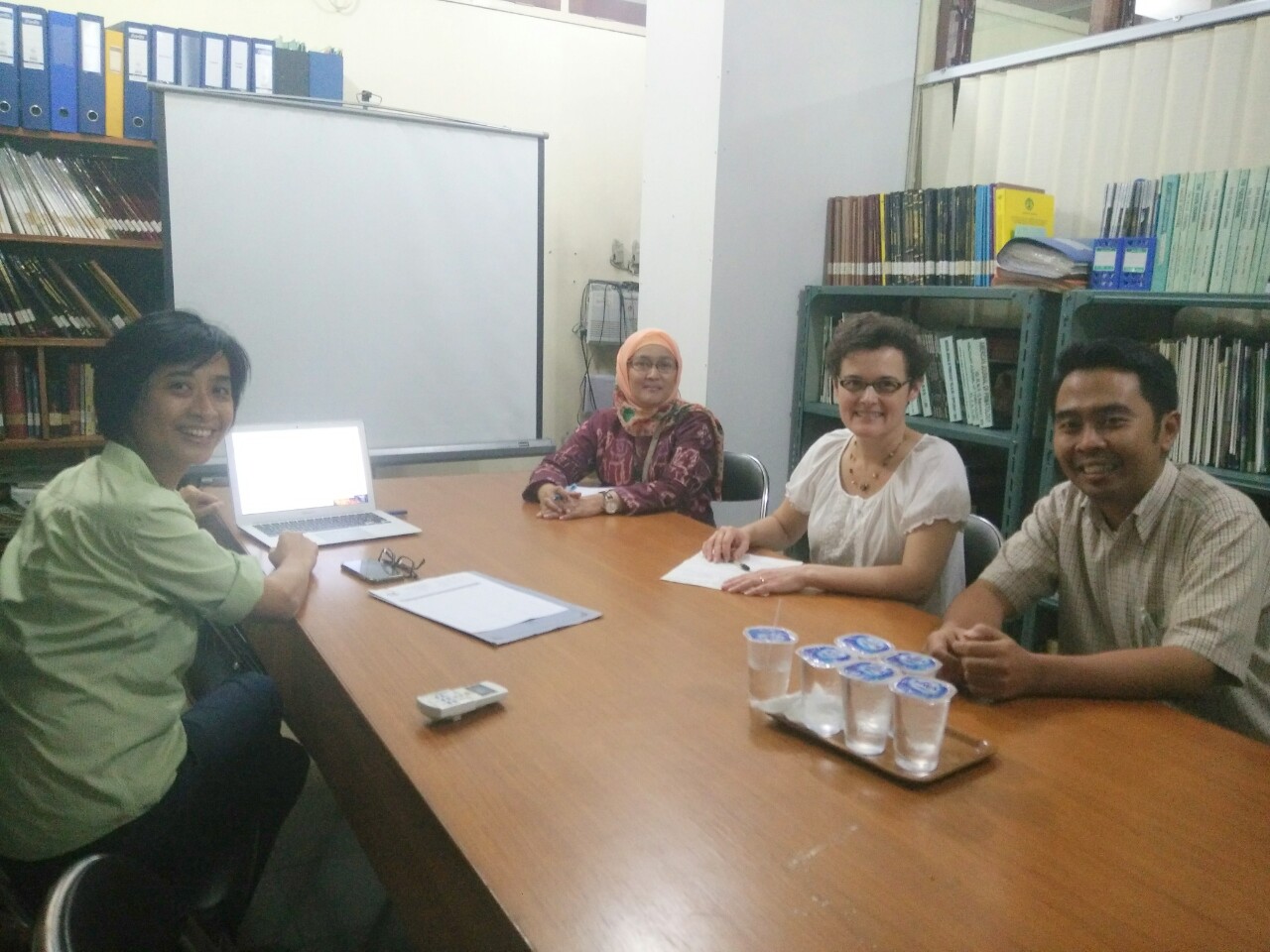 Pertemuan Dengan Dr. Tobi E. Nagel dari Phage for Global Health