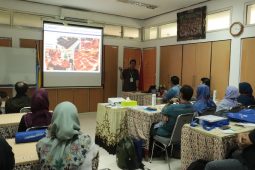 Workshop Manajemen Koleksi dan Transportasi (Packing and Cold Chain) Sampel Berbasis Prinsip Biosafety